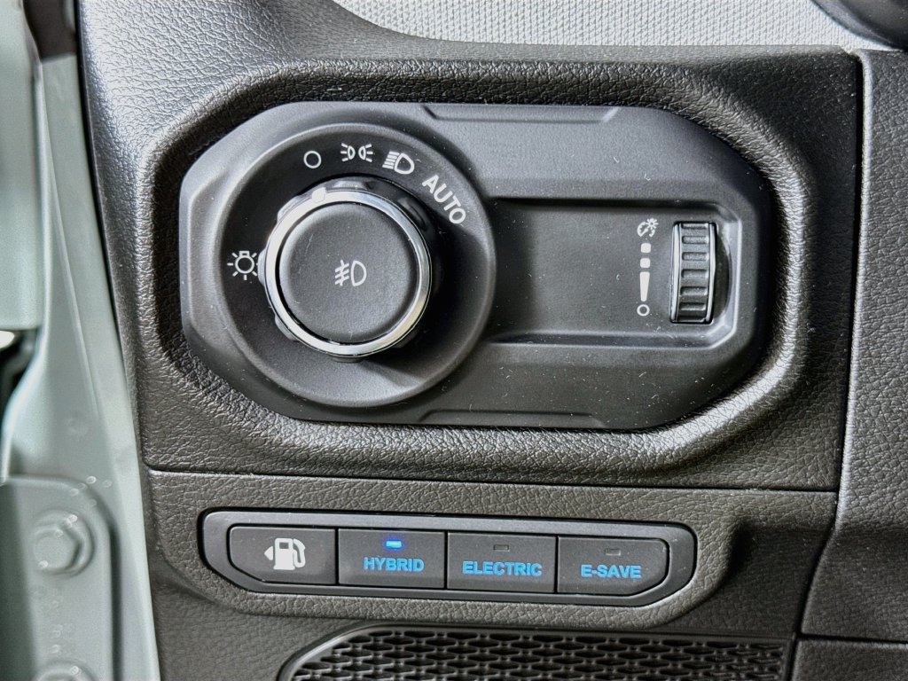 Used 2024 Jeep Wrangler Unlimited AWD/4WD image 20