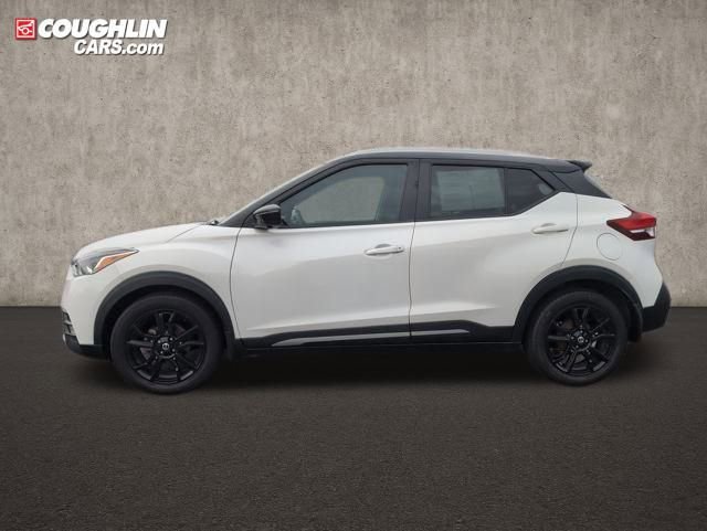 Used 2020 Nissan Kicks SR image 4