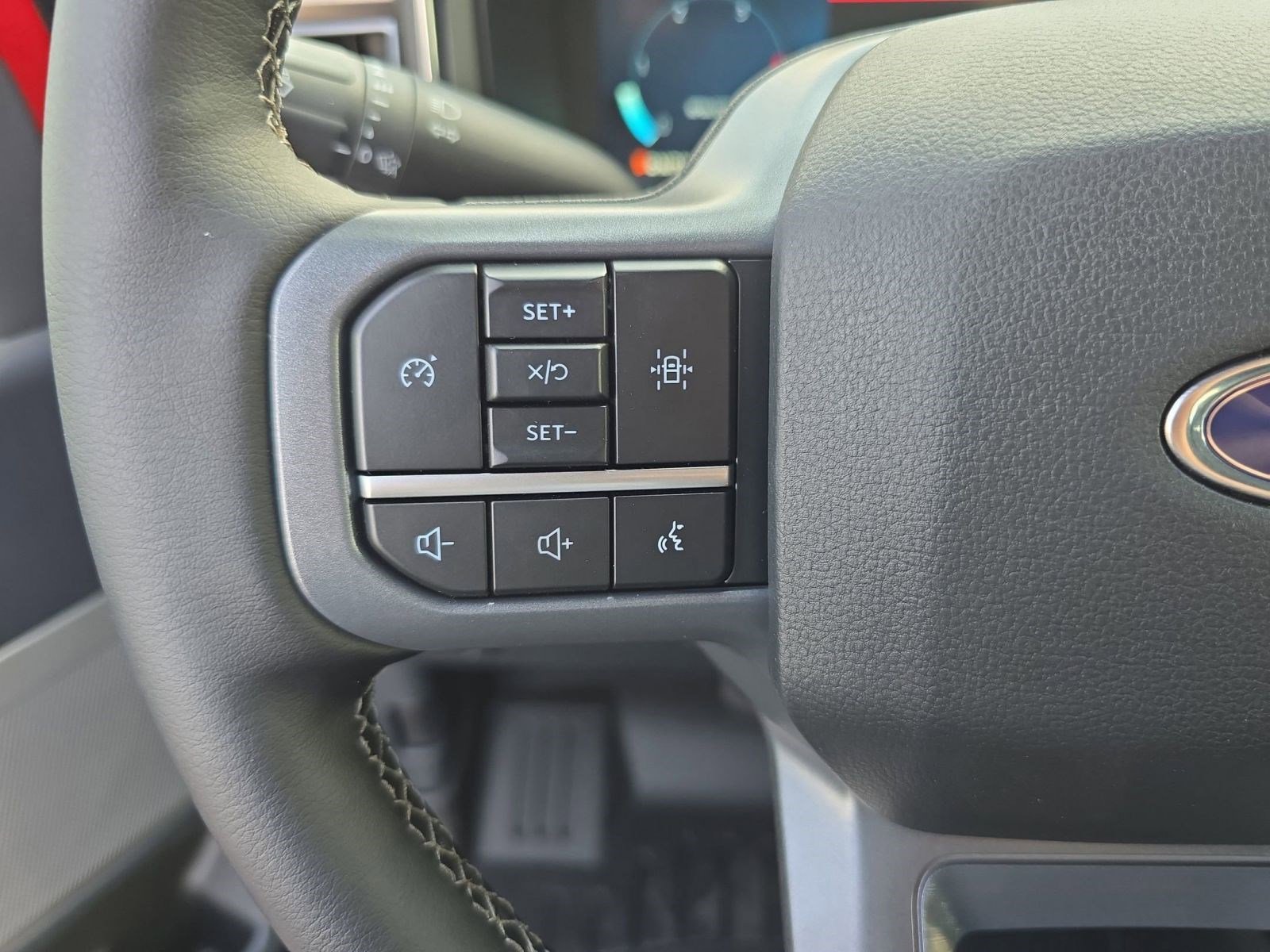 New 2025 Ford F250 Lariat w/ Tremor Off-Road Package image 14
