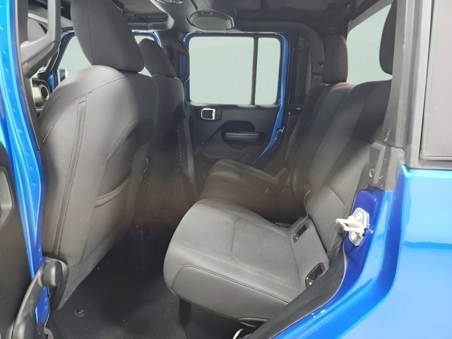 Used 2020 Jeep Gladiator Sport w/ Trailer Tow Package image 20