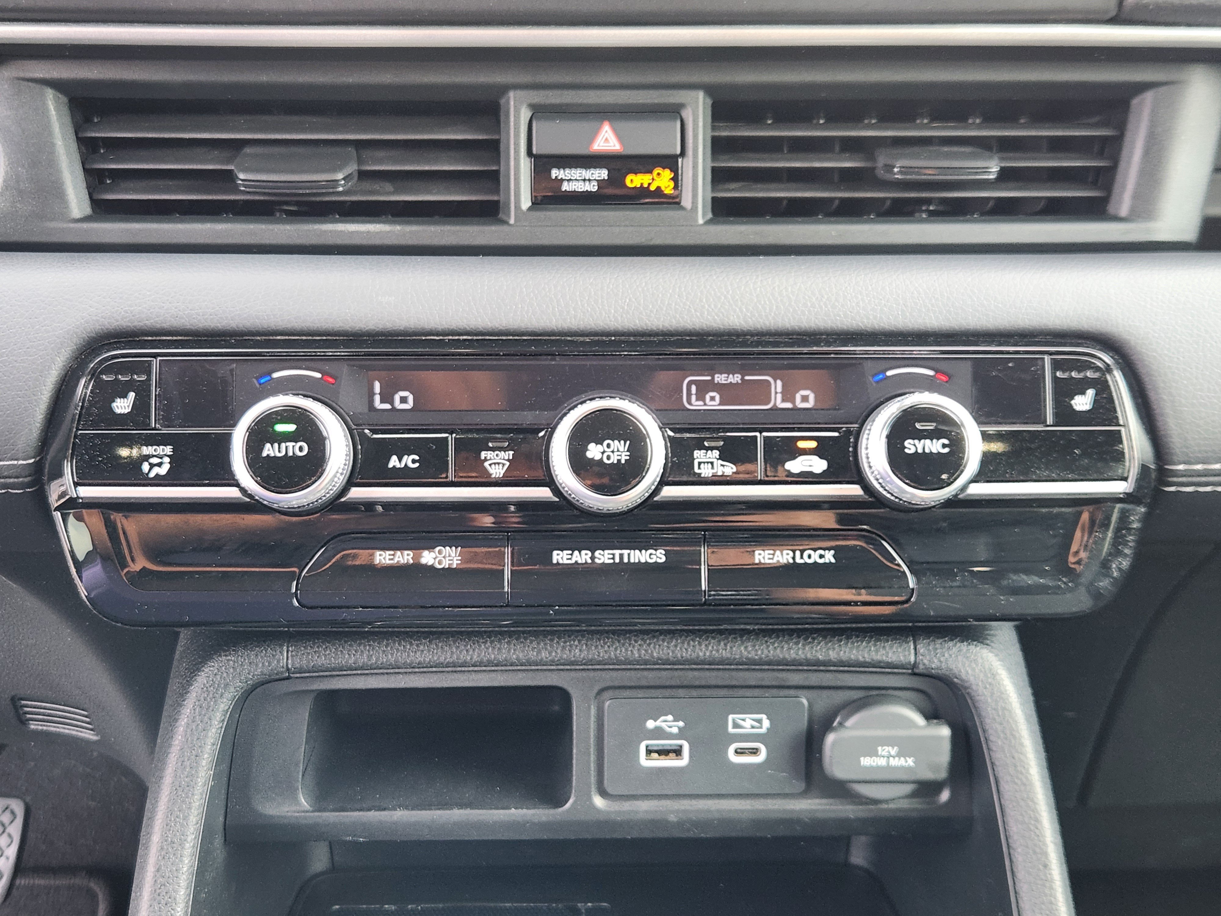 Certified 2023 Honda Pilot Touring image 23