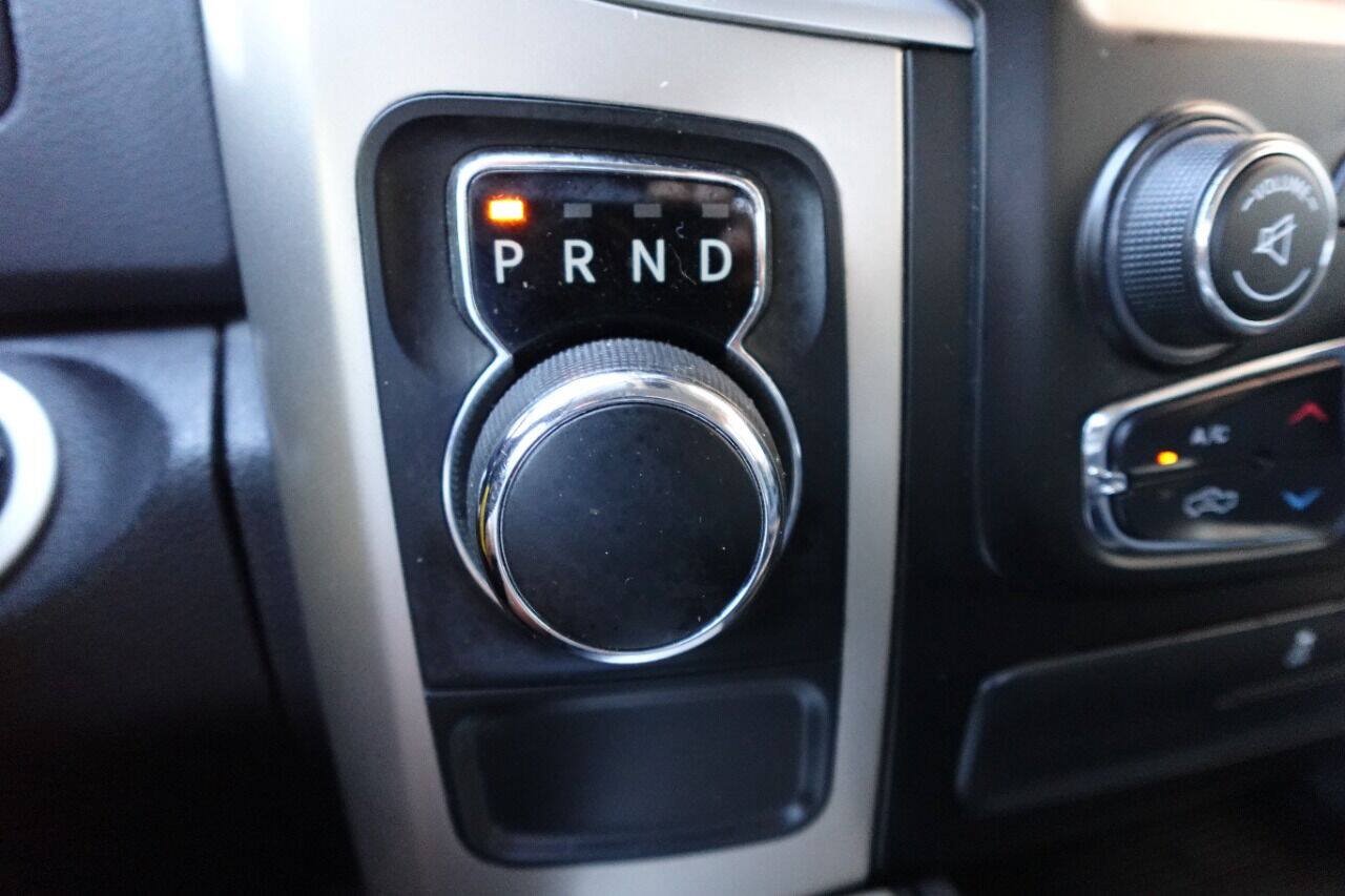 Used 2018 RAM 1500 Lone Star RWD image 23