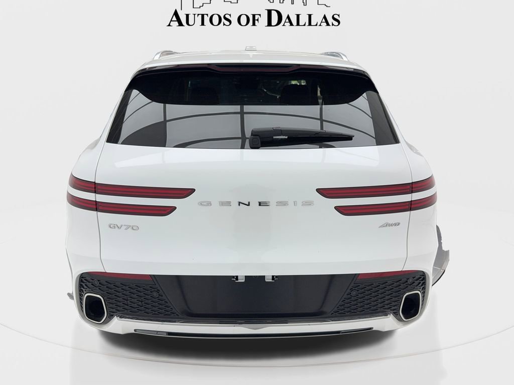 Used 2024 Genesis GV70 2.5T w/ Select Package image 11