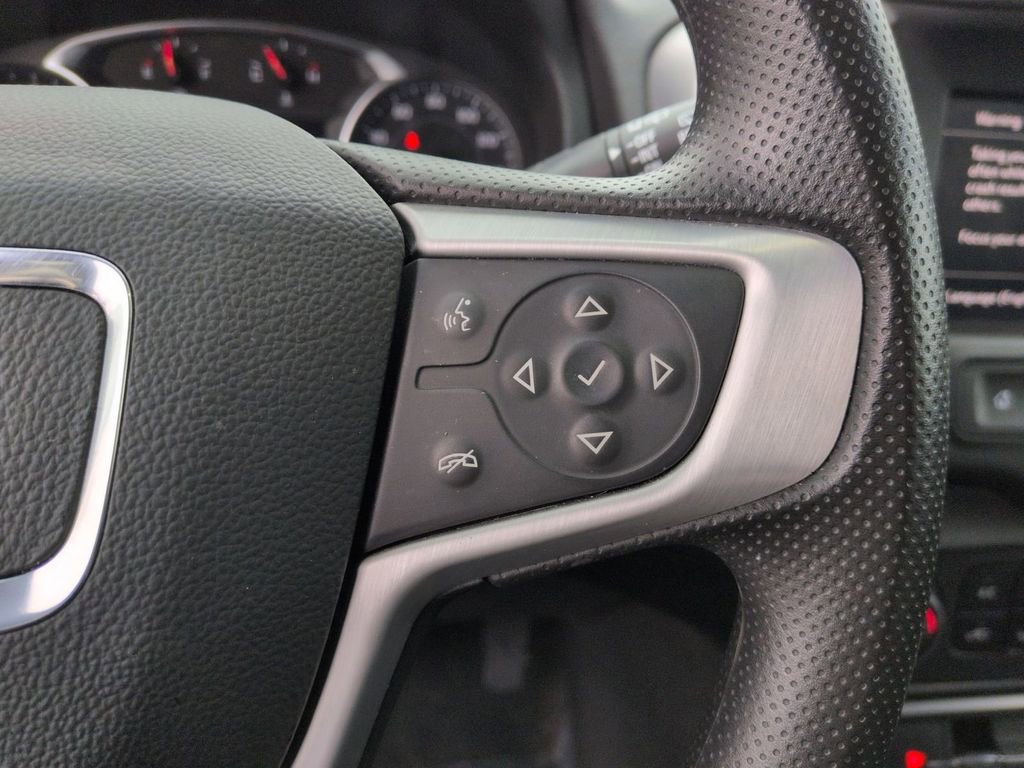 Used 2024 GMC Terrain SLE w/ Driver Convenience Package image 20