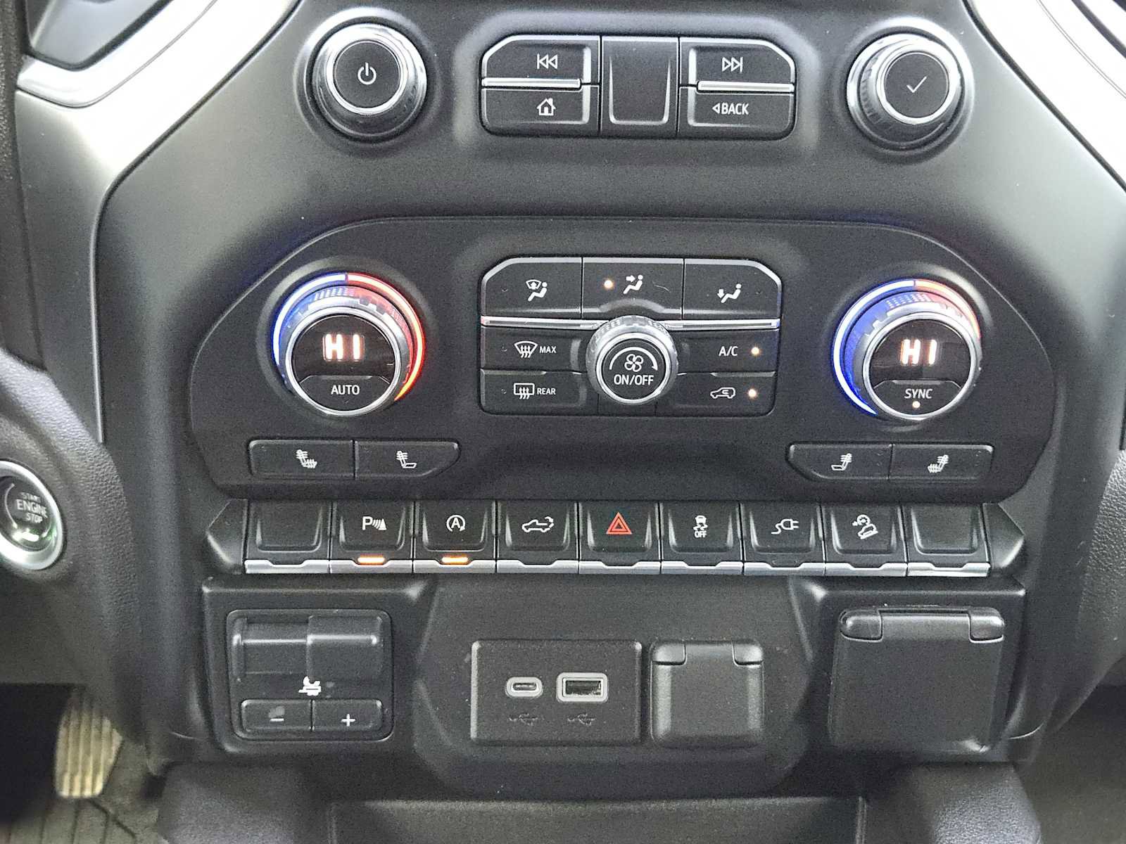 Used 2020 Chevrolet Silverado 1500 LT Trail Boss image 19