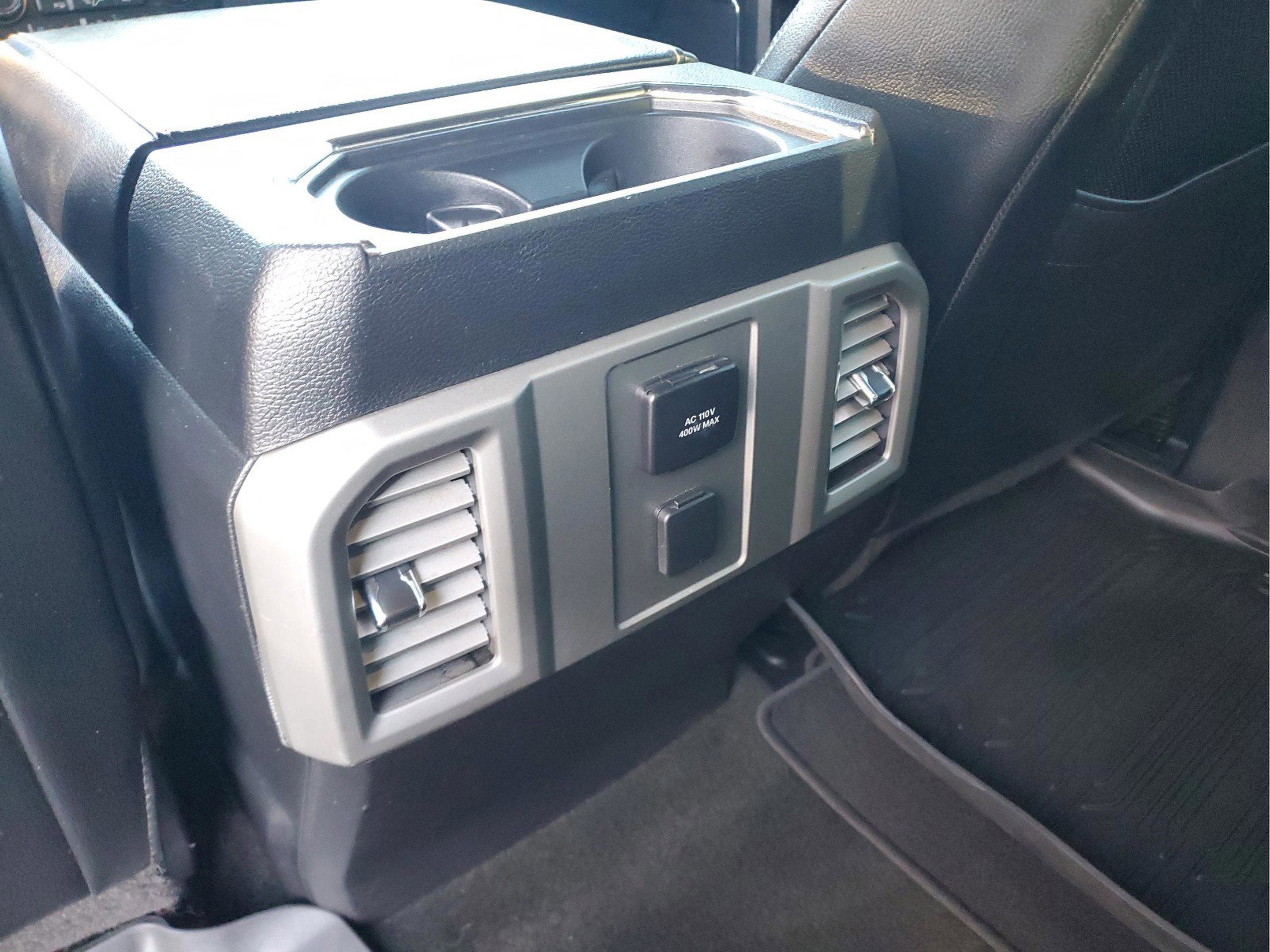 Used 2017 Ford F350 Lariat w/ Lariat Value Package image 12