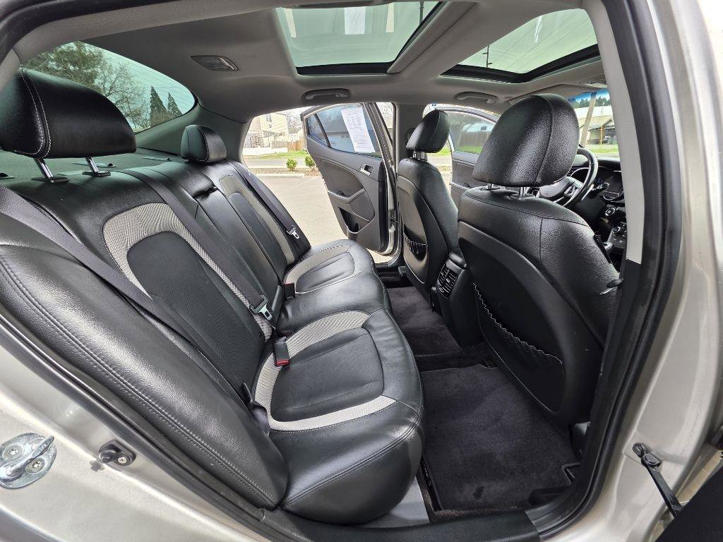 Used 2011 Kia Optima SX w/ Premium Pkg FWD image 16