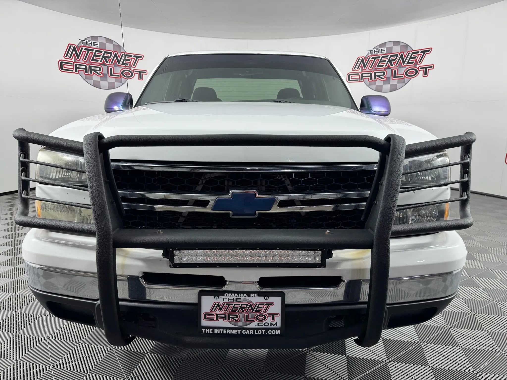 Used 2006 Chevrolet Silverado 1500 LT w/ Light Duty Power Package image 2