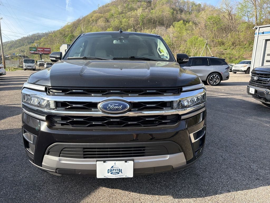 Used 2024 Ford Expedition Limited AWD/4WD image 10