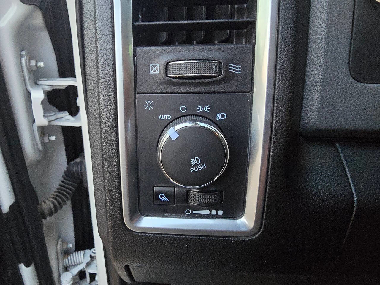 Used 2016 RAM 1500 Lone Star RWD image 36