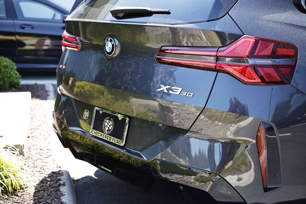 New 2026 BMW X3 xDrive30 w/ Premium Package AWD/4WD image 7
