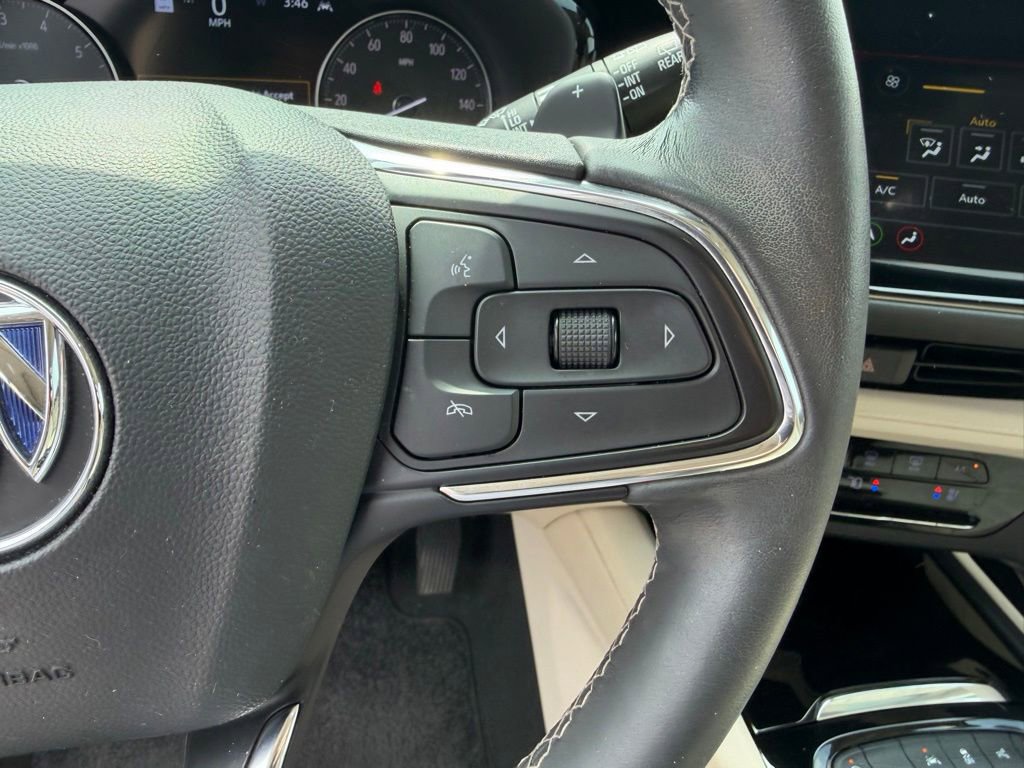 Used 2022 Buick Envision Avenir w/ Technology Package II FWD image 27