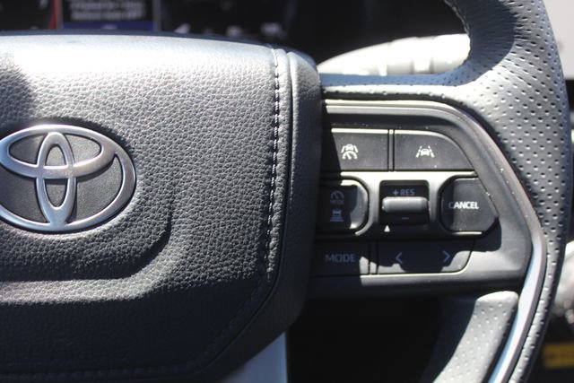 Used 2026 Toyota 4Runner Platinum AWD/4WD image 26