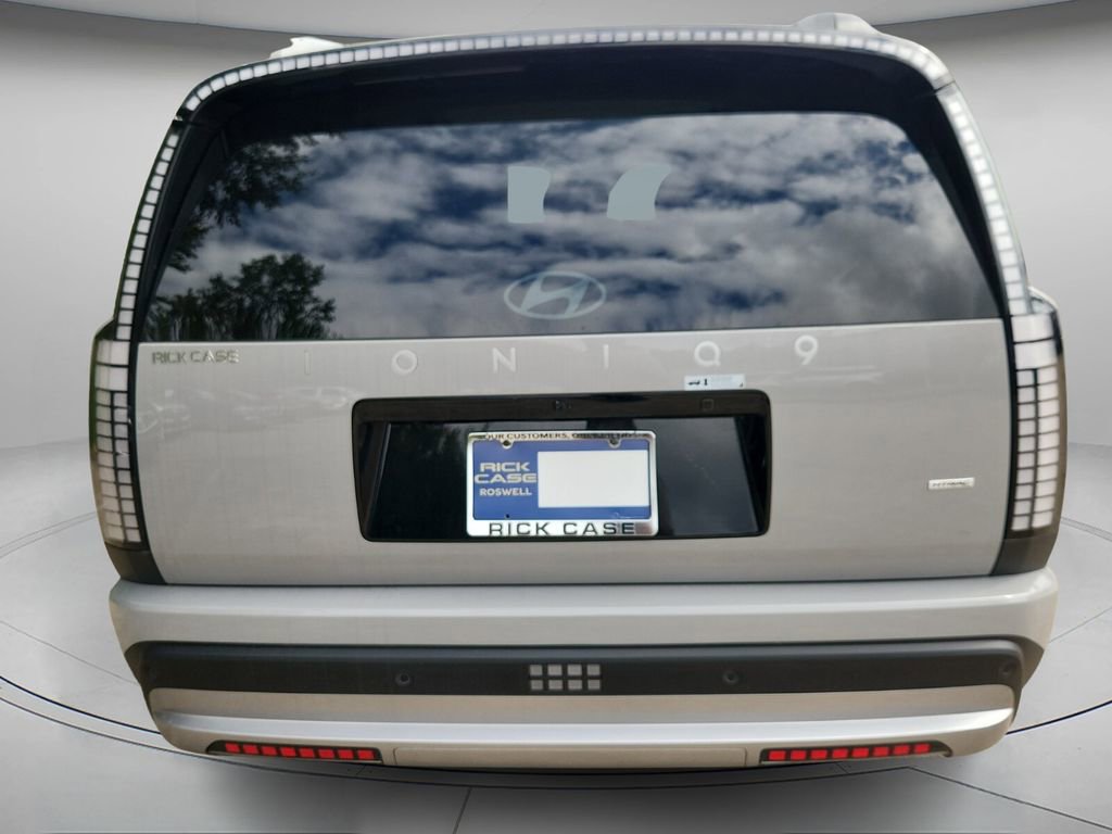 New 2026 Hyundai Ioniq 9 SE image 4