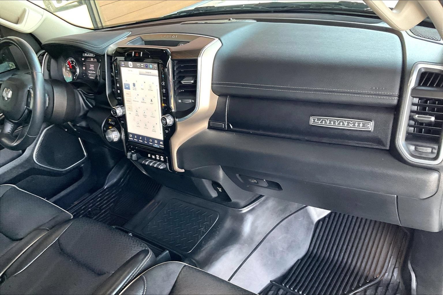Used 2022 RAM 1500 Laramie AWD/4WD image 21