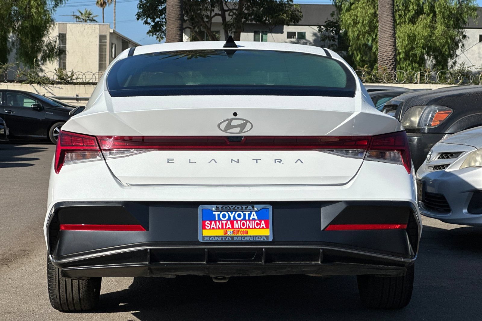 Used 2025 Hyundai Elantra SEL FWD image 5