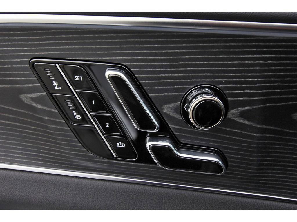 New 2026 Cadillac Lyriq Luxury image 22