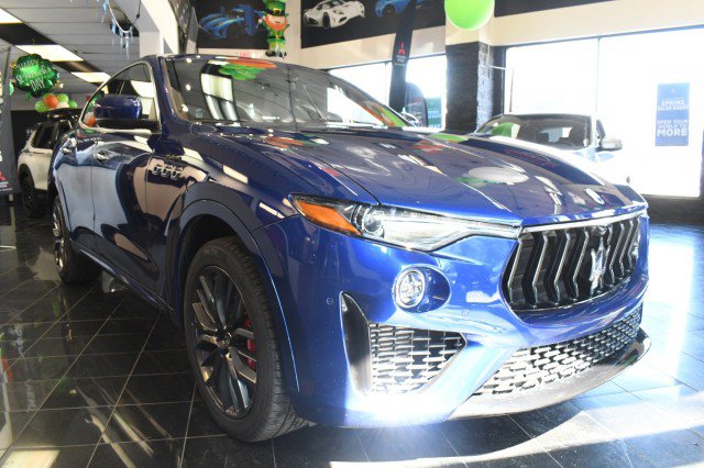 Used 2022 Maserati Levante Modena AWD/4WD image 3