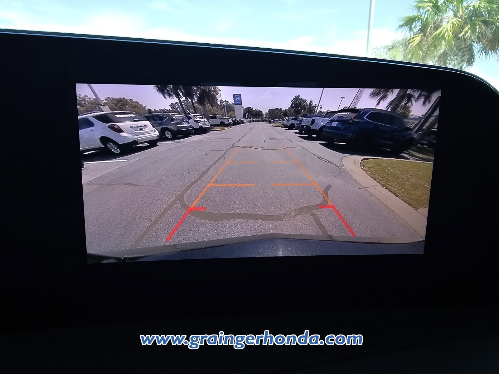 Used 2024 Cadillac XT4 Sport image 16