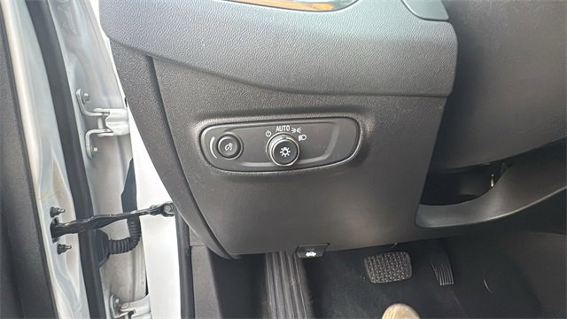 Used 2024 Chevrolet Equinox LT image 14