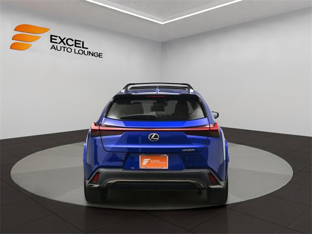 Used 2022 Lexus UX 200 F Sport image 4