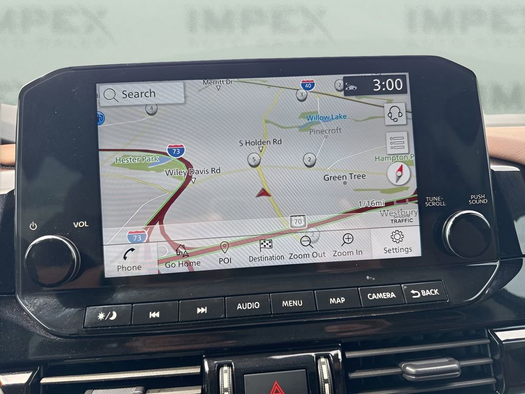 Used 2023 Nissan Pathfinder Platinum w/ Black Appearance Package AWD/4WD image 22