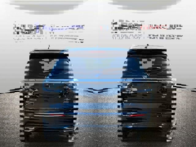 New 2024 Buick Enclave Avenir w/ Avenir Technology Package image 3