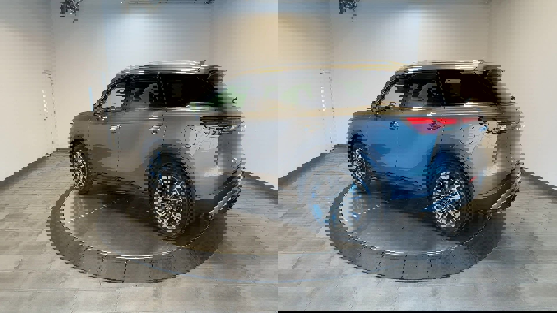 Certified 2025 INFINITI QX60 Luxe image 6