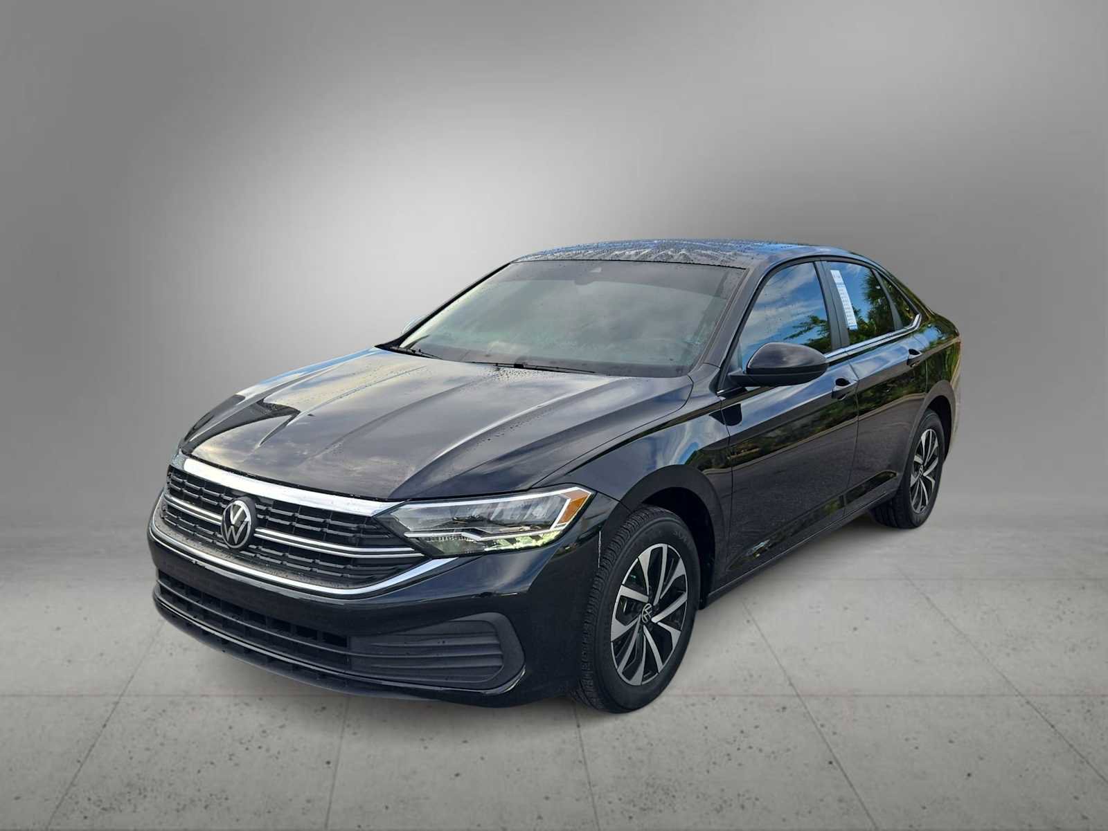 Used 2024 Volkswagen Jetta S image 4