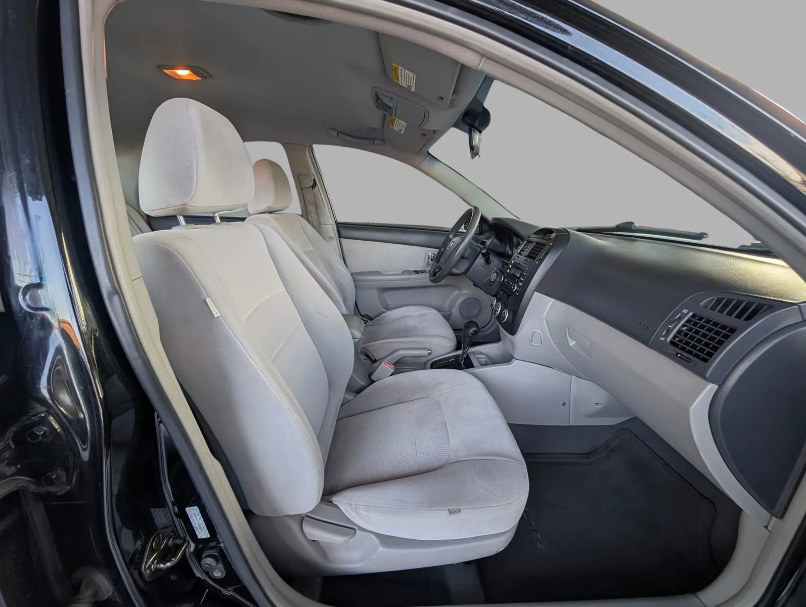 Used 2007 Kia Spectra EX FWD image 22