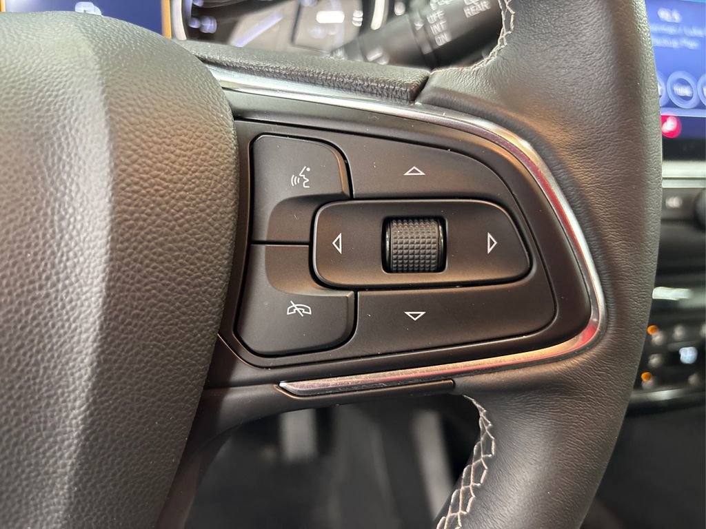 Used 2023 Buick Encore GX Select image 28