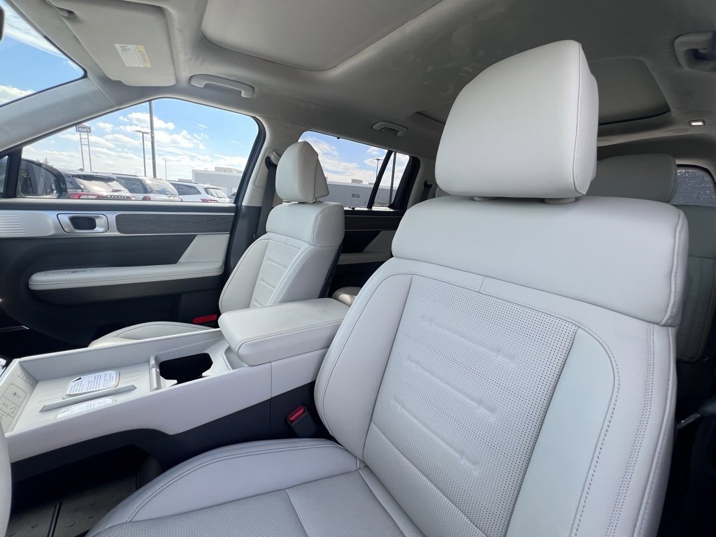 New 2026 Hyundai Santa Fe Calligraphy image 8