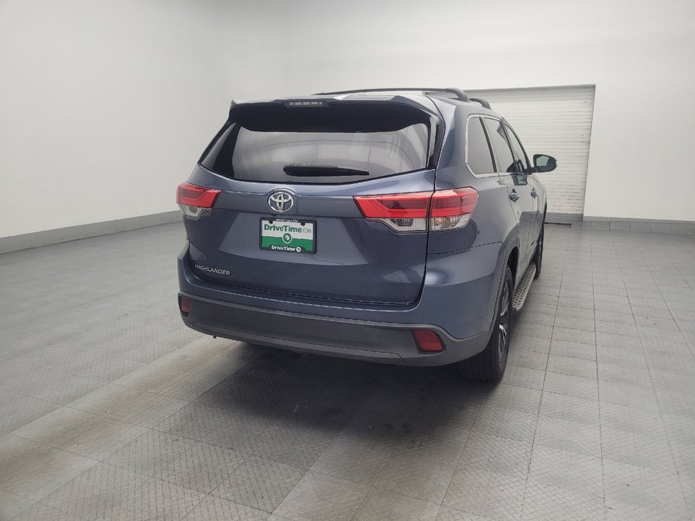 Used 2019 Toyota Highlander LE FWD image 9