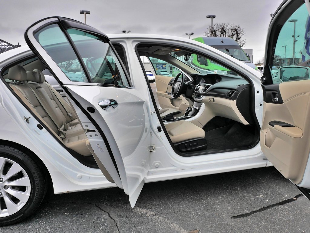 Used 2014 Honda Accord EX-L image 9