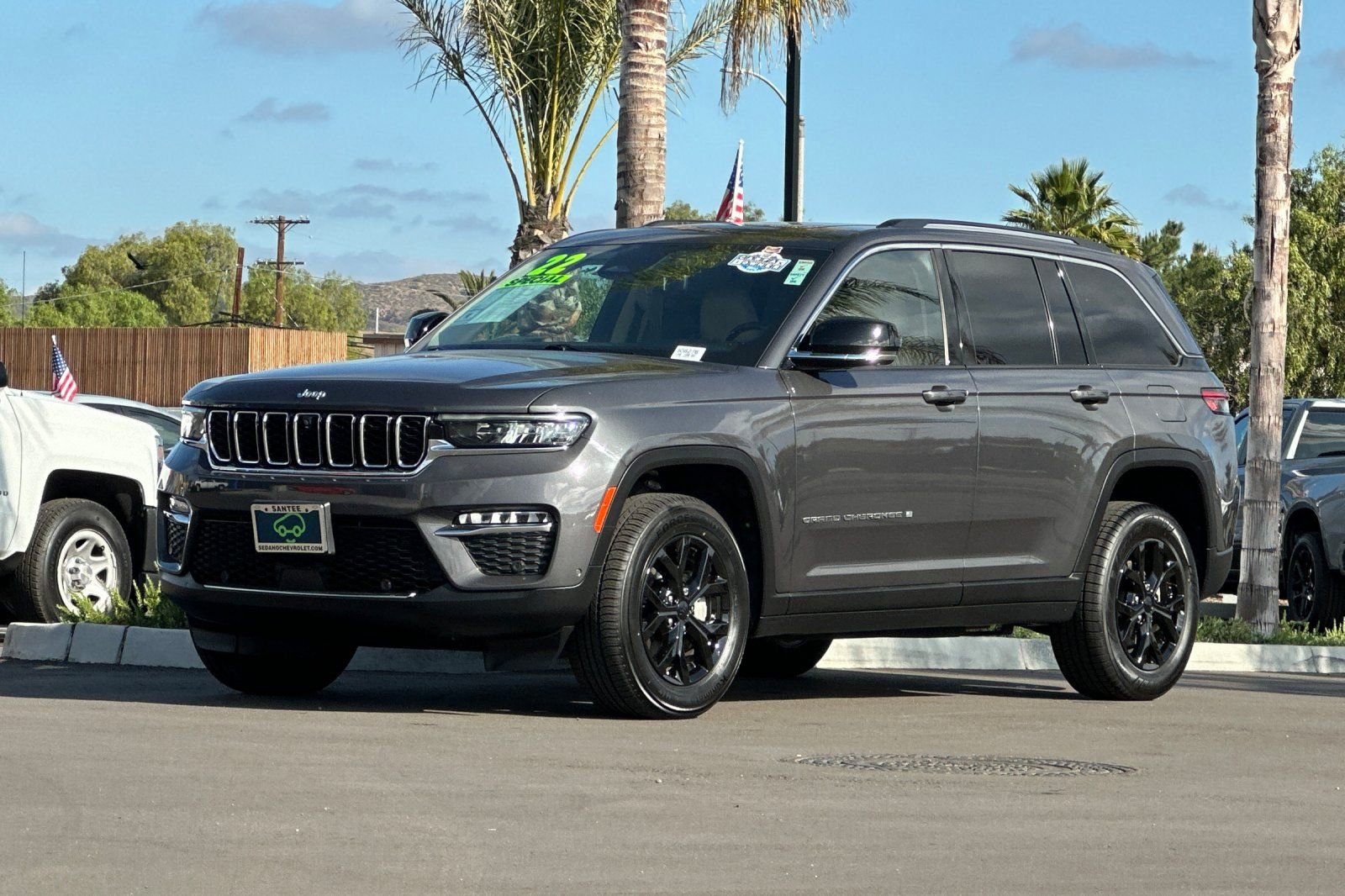Used 2022 Jeep Grand Cherokee Limited w/ Luxury Tech Group II RWD image 8