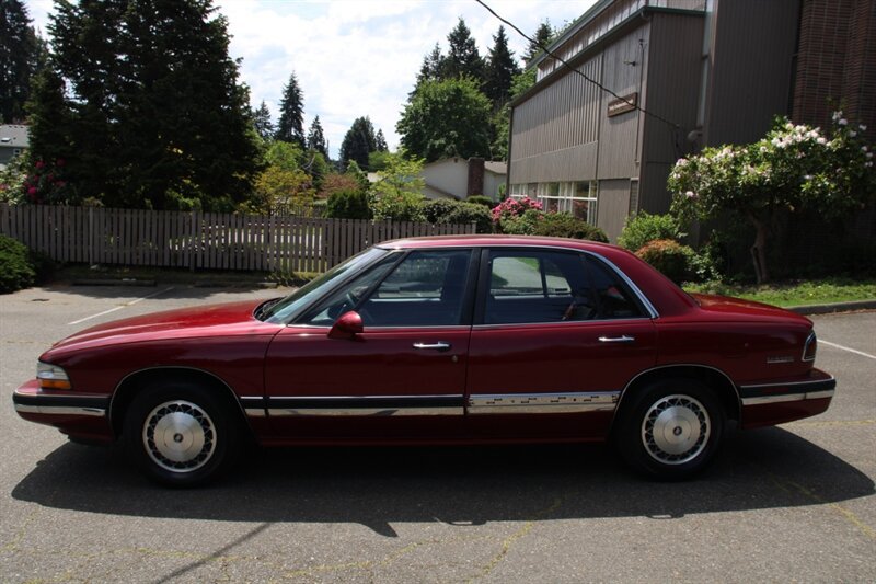 Used 1995 Buick Le Sabre Limited FWD image 12