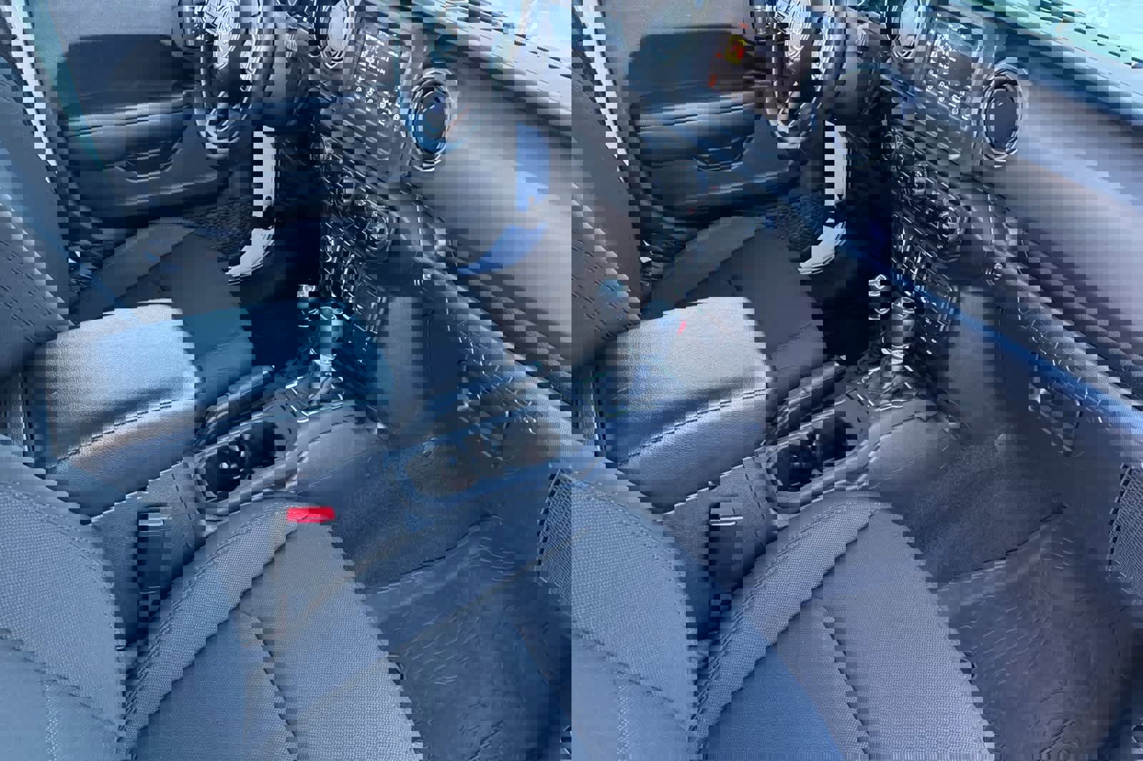 Used 2023 Jeep Wrangler Unlimited w/ Cold Weather Group image 17