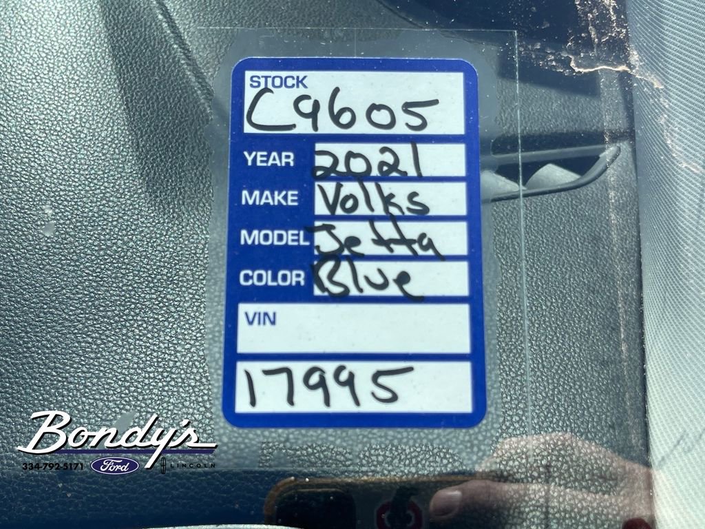 Used 2021 Volkswagen Jetta SE image 21