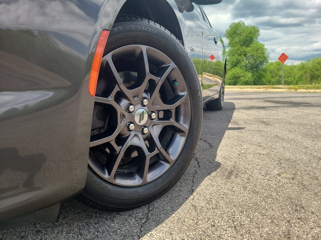 Used 2018 Dodge Charger GT AWD/4WD image 9