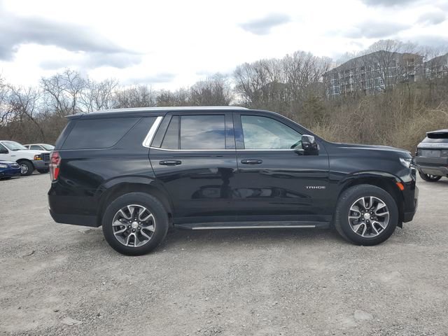 Used 2022 Chevrolet Tahoe LT w/ LT Signature Plus Package image 3