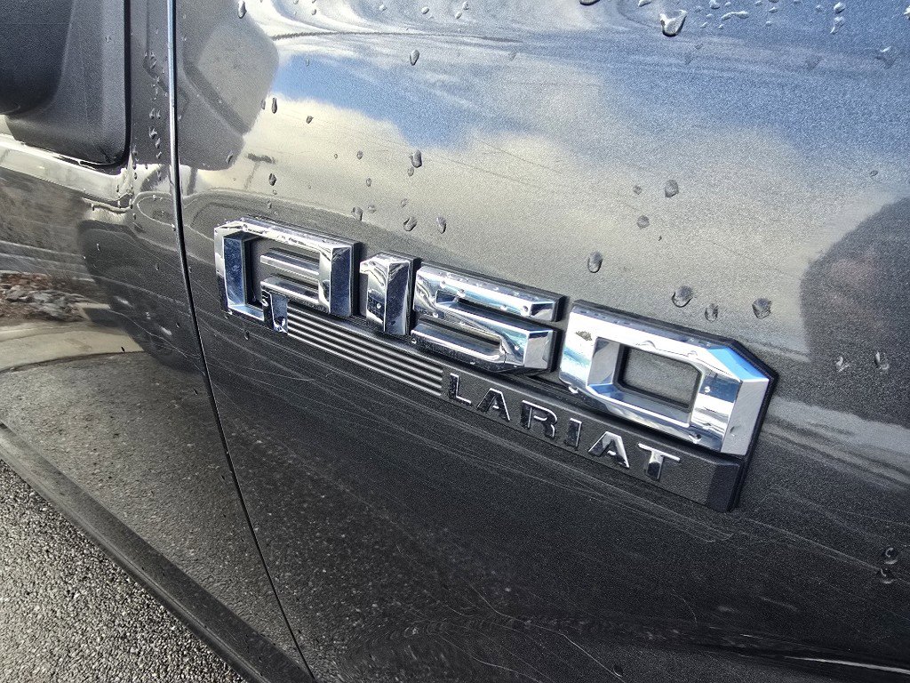 Used 2019 Ford F150 Lariat image 9