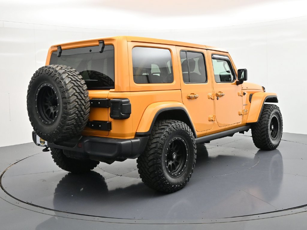 Used 2021 Jeep Wrangler Unlimited Sahara AWD/4WD image 6