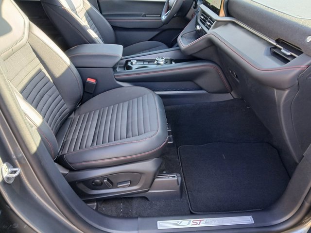 New 2025 Ford Explorer ST-Line w/ Premium Package image 35