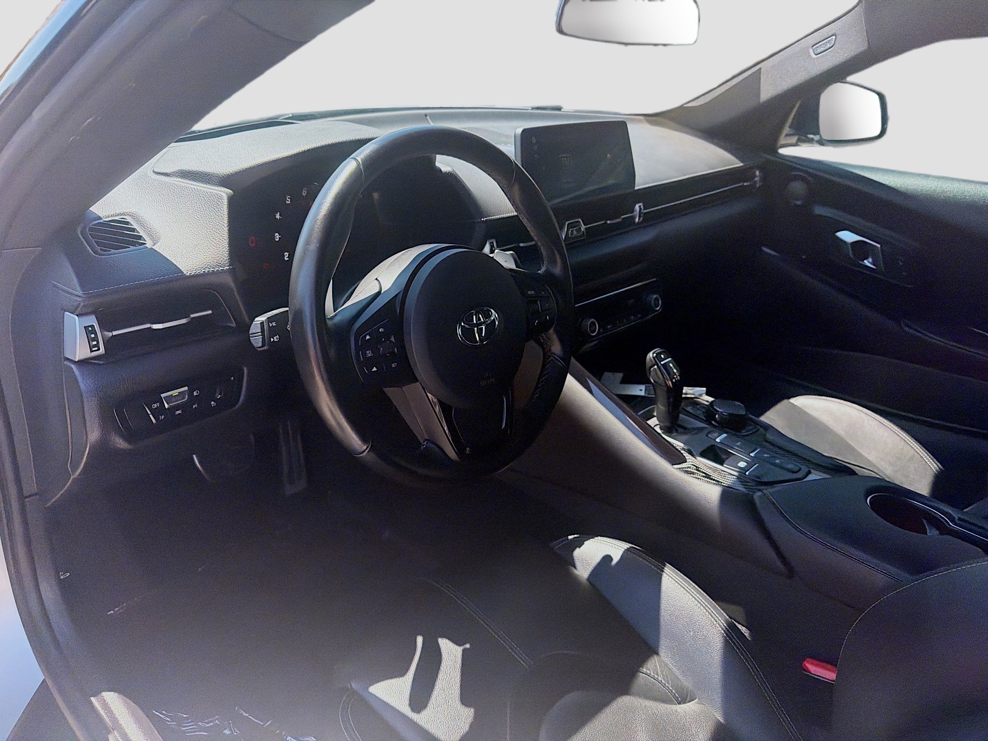 Used 2022 Toyota Supra Premium w/ Driver Assist Package image 9