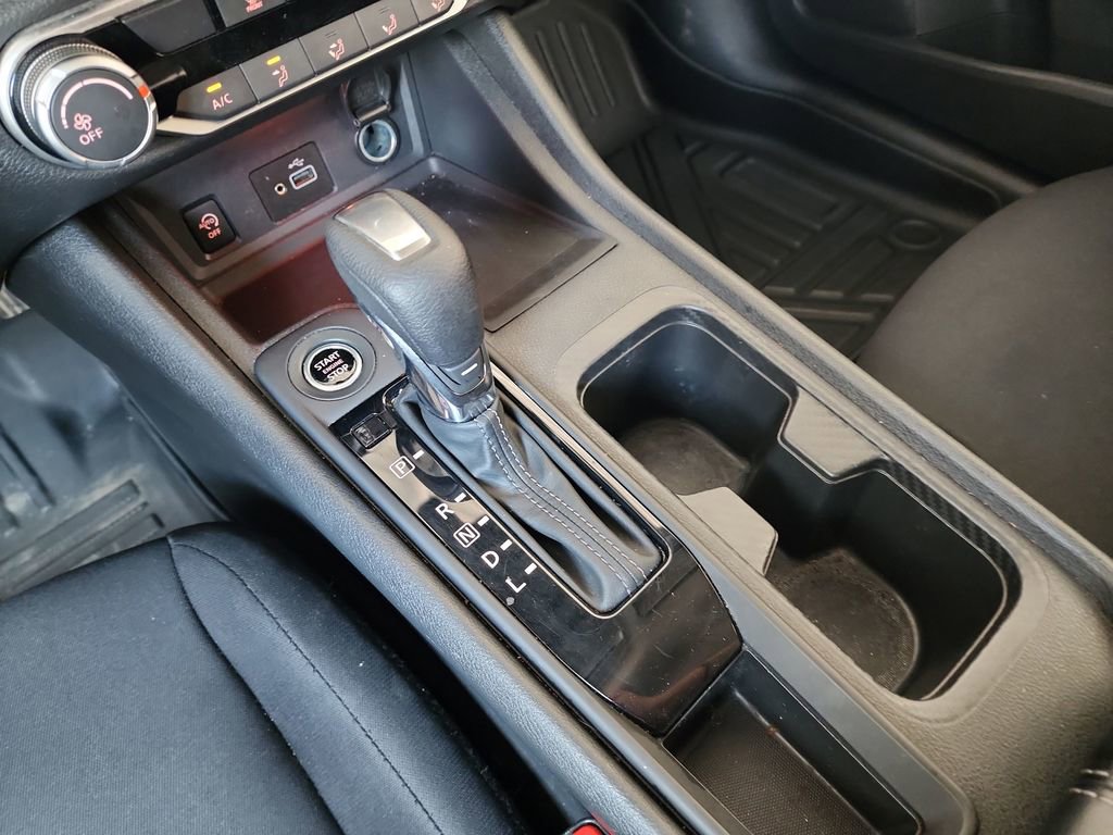 Used 2024 Nissan Sentra S image 28