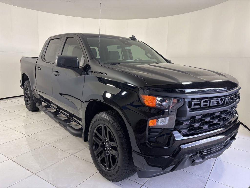 Used 2024 Chevrolet Silverado 1500 Custom w/ Turbomax Blackout Package image 6