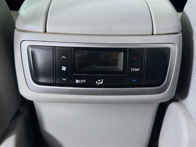 Certified 2019 Toyota Highlander LE FWD image 23