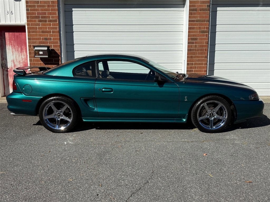 Used 1997 Ford Mustang Cobra RWD image 29
