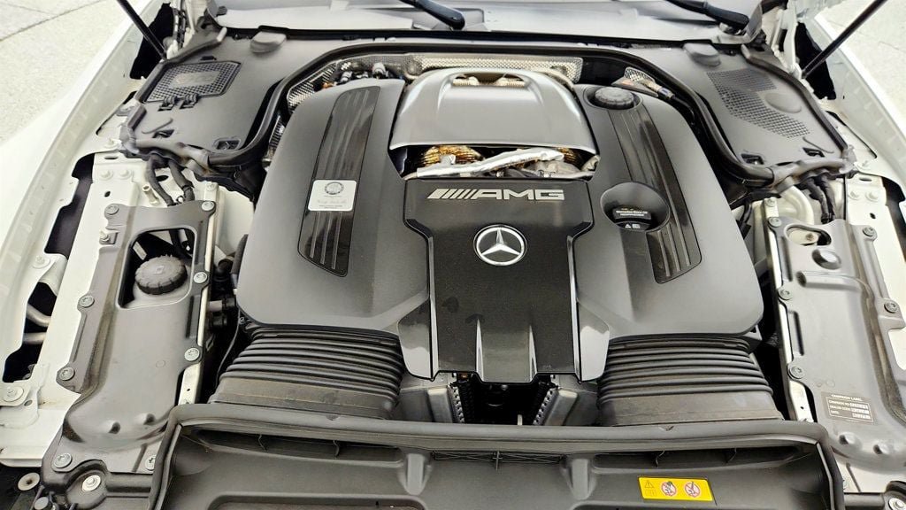 Used 2023 Mercedes-Benz SL 55 AMG 4MATIC image 23