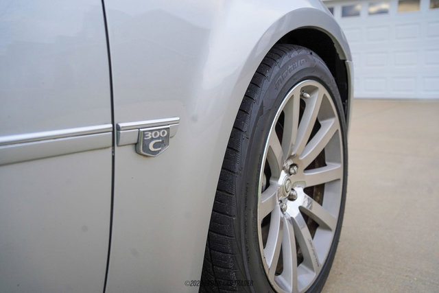 Used 2006 Chrysler 300 SRT8 w/ SRT Option Group II image 45
